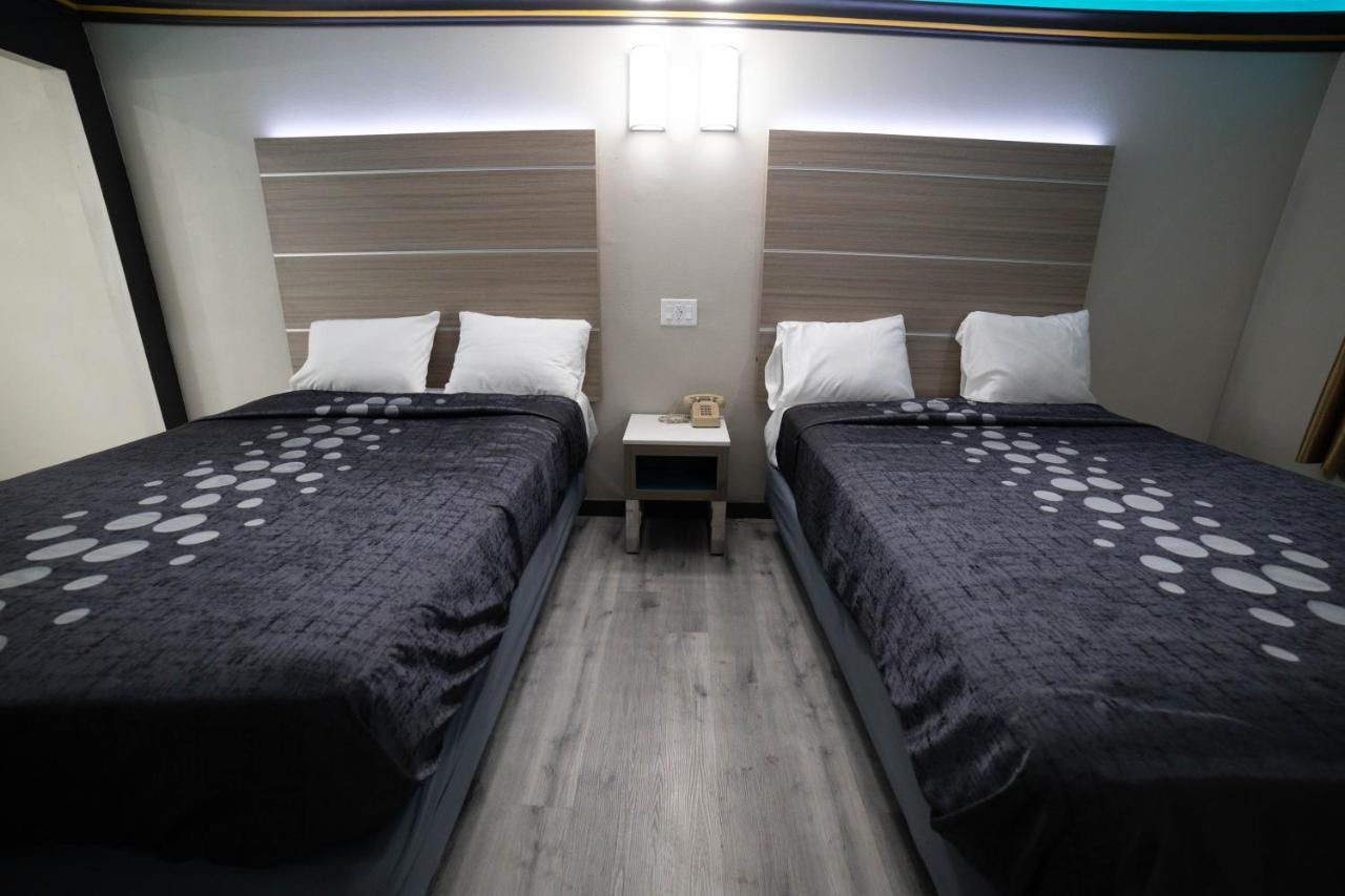 Artesia Motor Inn 벨플라워 외부 사진